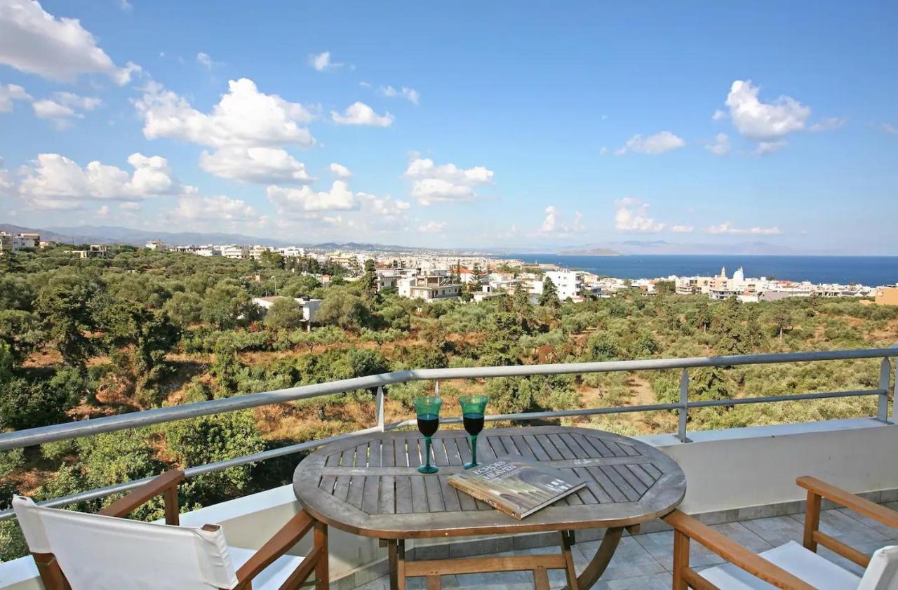 Wide-View & Quiet Apartment Chania Hriszí Aktí Haniá Kültér fotó