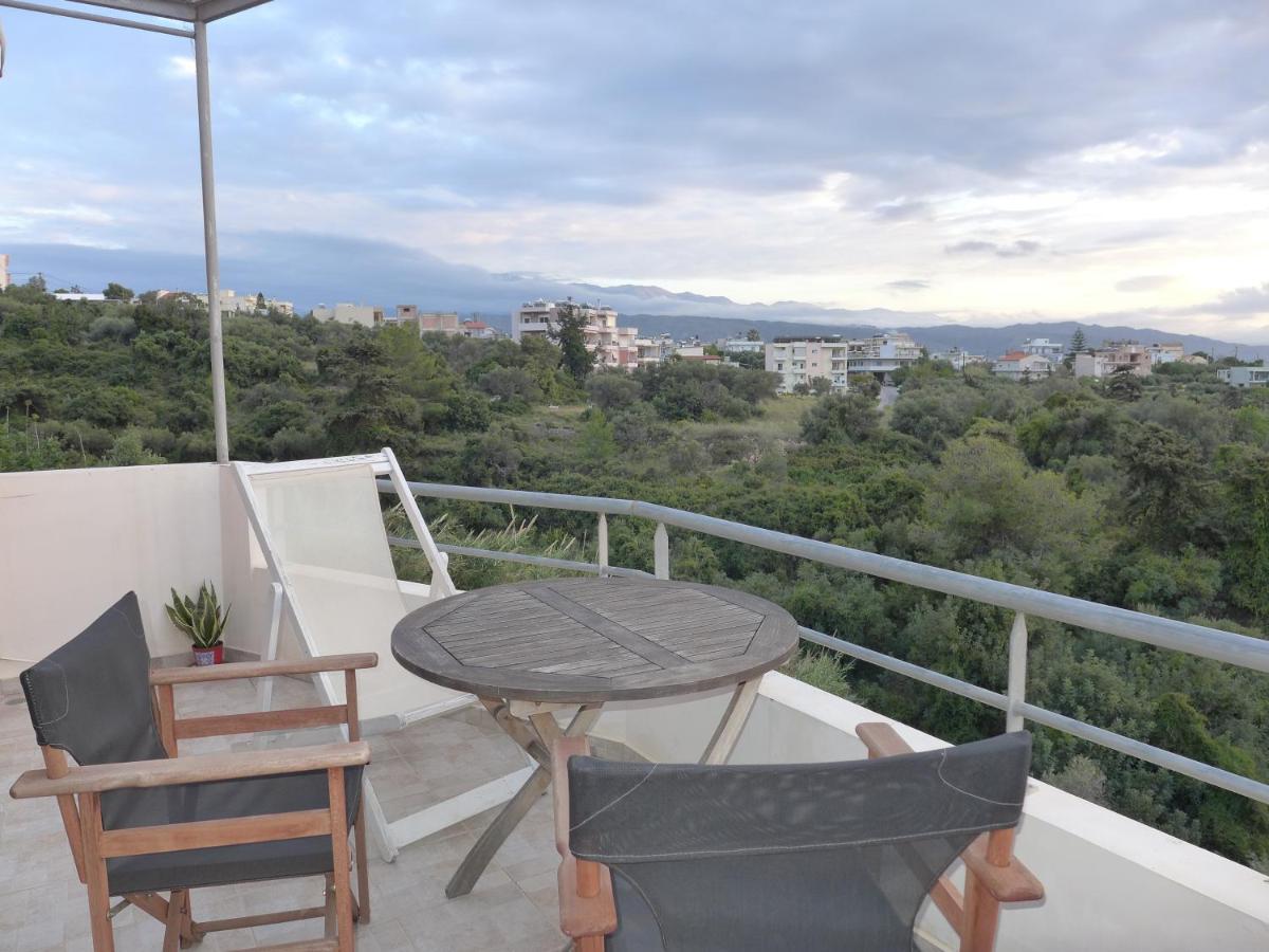 Wide-View & Quiet Apartment Chania Hriszí Aktí Haniá Kültér fotó