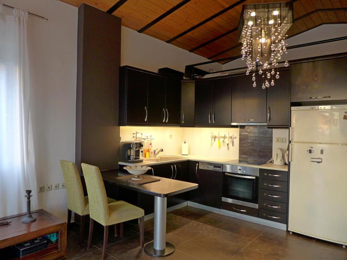 Wide-View & Quiet Apartment Chania Hriszí Aktí Haniá Kültér fotó