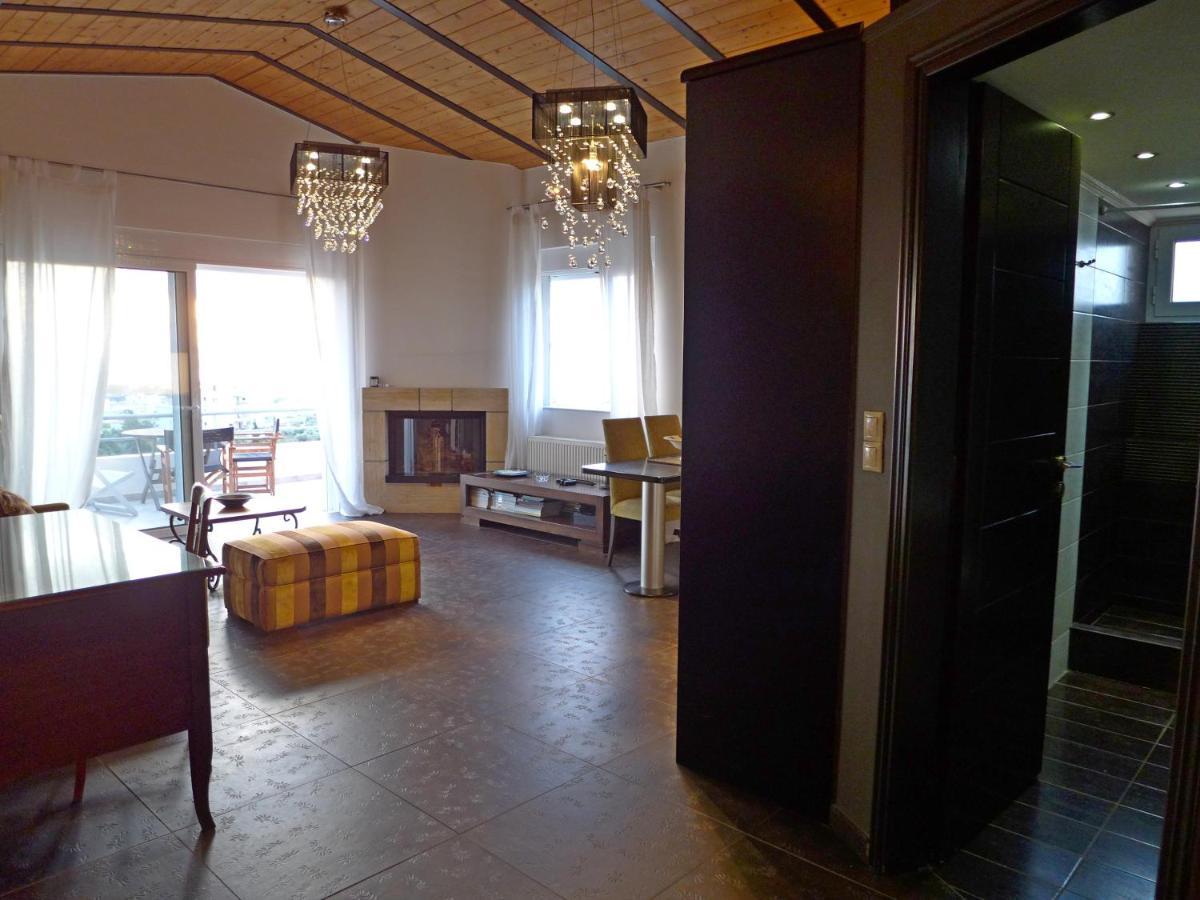 Wide-View & Quiet Apartment Chania Hriszí Aktí Haniá Kültér fotó